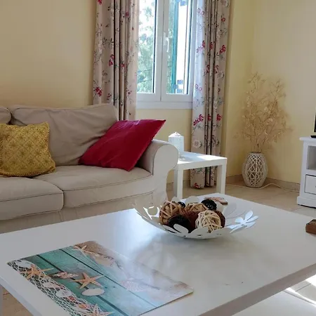 Nikolas House With Sweeping Sea View Casa vacanze
