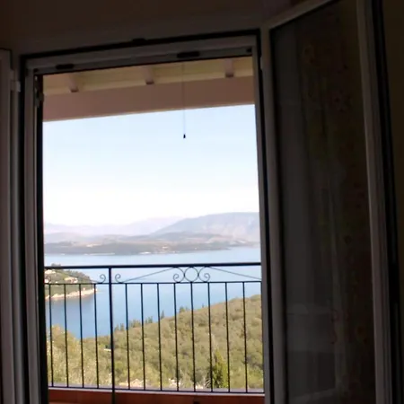 Сasa de vacaciones Nikolas House With Sweeping Sea View Kalámi